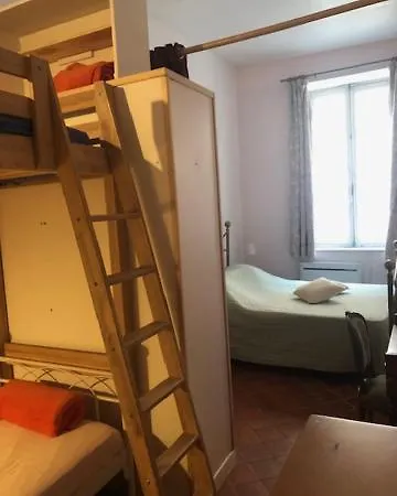 Agreable, Touche Exotique Lägenhet Carcassonne